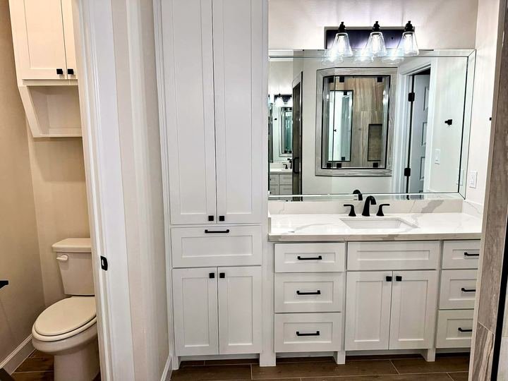 Bathroom remodel with quartz vanity top